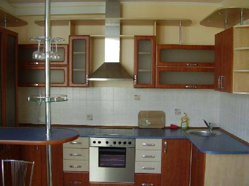 кухонный гарнитур угловой в Нижнекамске