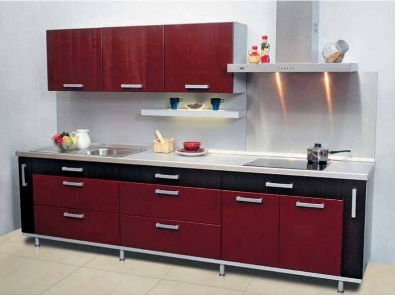 красная прямая кухня в Нижнекамске