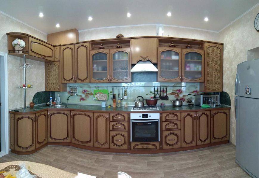 угловая кухня в Нижнекамске