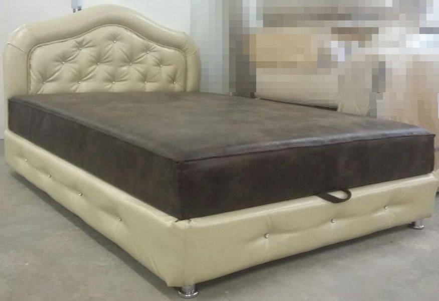 мягкая кровать с утяжками в Нижнекамске