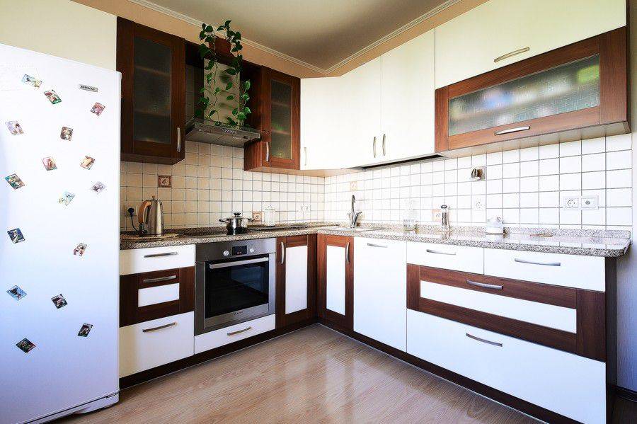 угловая кухня рамочный фасад в Нижнекамске