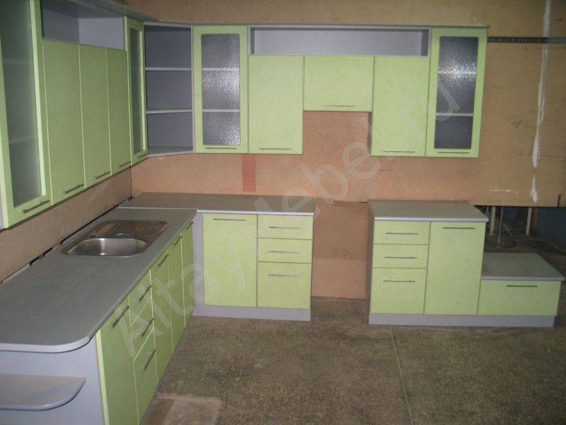 угловая кухня в Нижнекамске