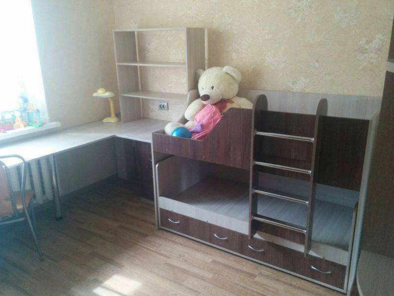 детская с рабочим столом в Нижнекамске