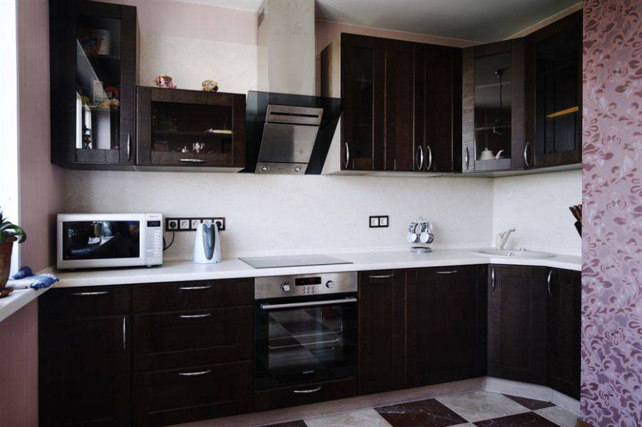 угловая кухня в рамке в Нижнекамске
