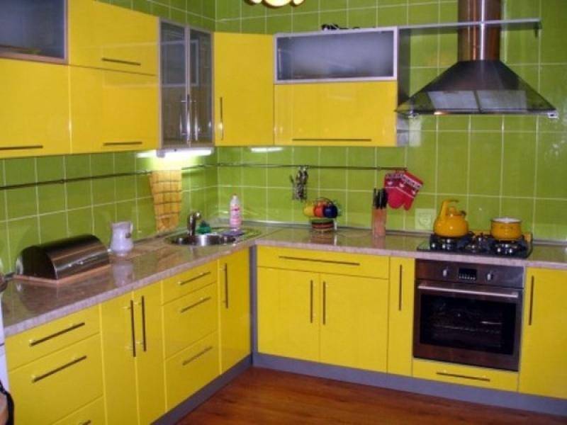 кухонный гарнитур угловой в Нижнекамске