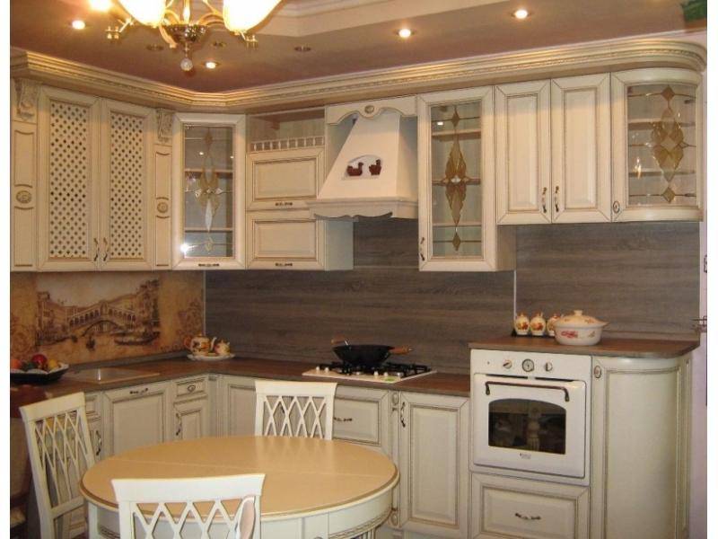 кухня угловая констанция массив в Нижнекамске