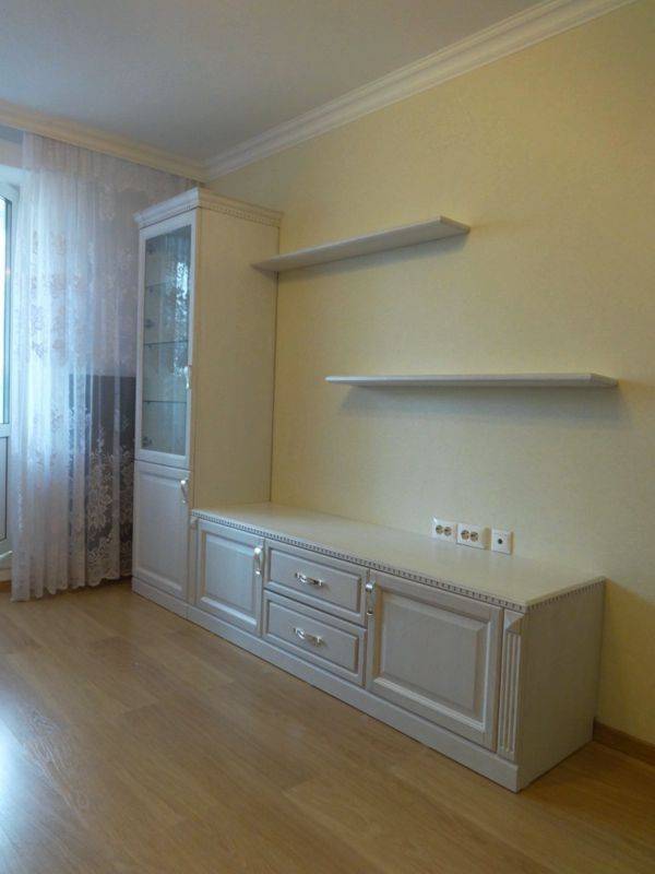 белая мебель для гостиной в Нижнекамске