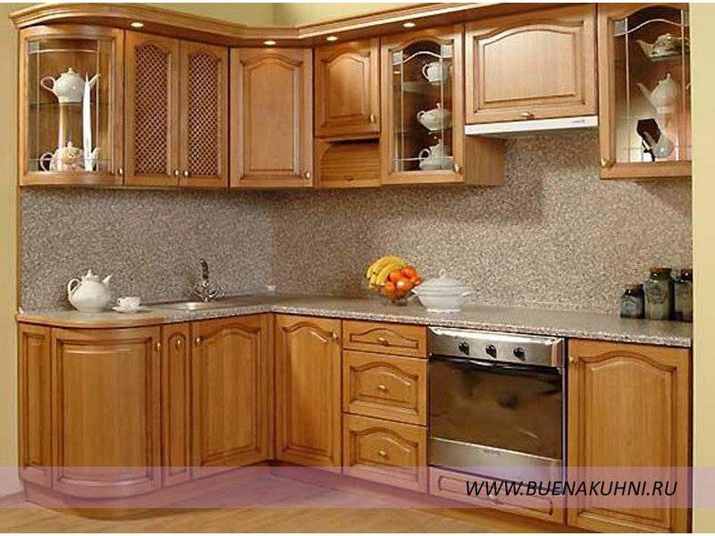 угловая кухня классика в Нижнекамске