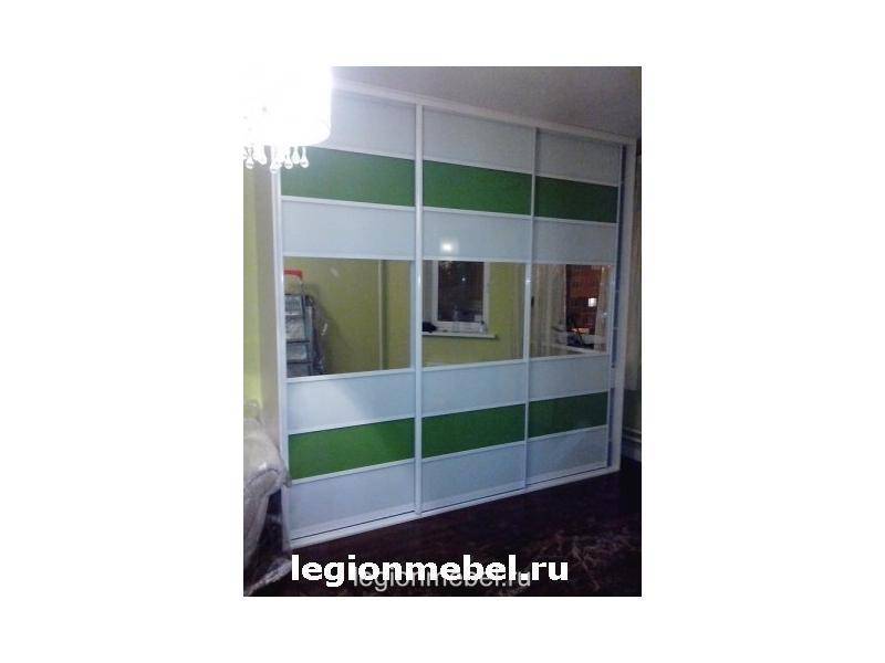 бело-зеленый шкаф-купе в Нижнекамске