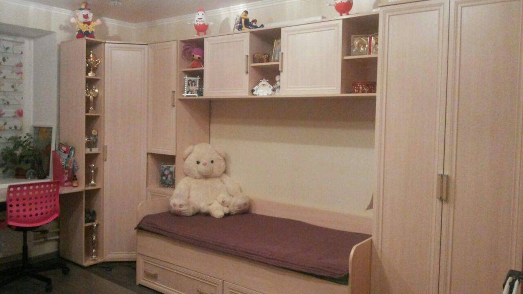светлая стенка в детскую в Нижнекамске