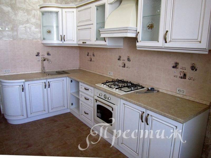 кухня из массива дерева biatris в Нижнекамске