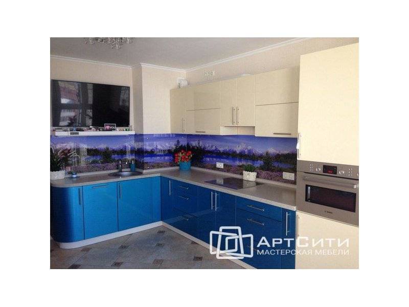 угловая кухня лора в Нижнекамске