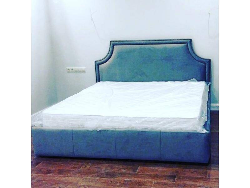 двуспальная кровать в Нижнекамске