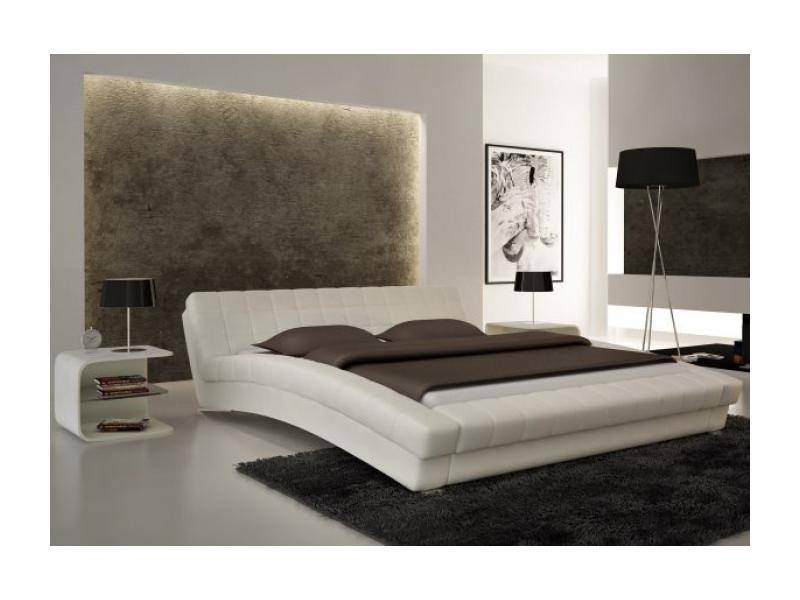уютная кровать 40 в Нижнекамске