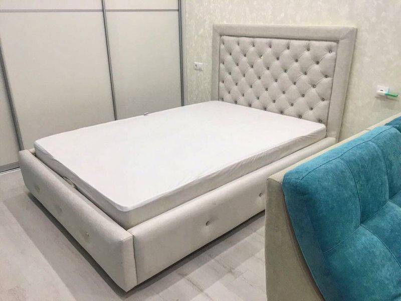 мягкая кровать со стразами в Нижнекамске