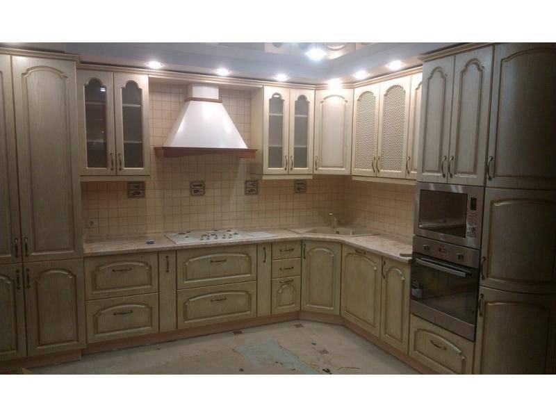 угловая кухня пвх с патиной в Нижнекамске