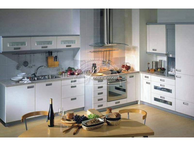 современная кухня 1 в Нижнекамске