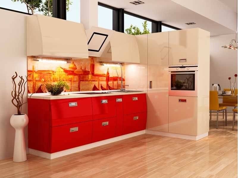 красно-бежевая угловая кухня в Нижнекамске