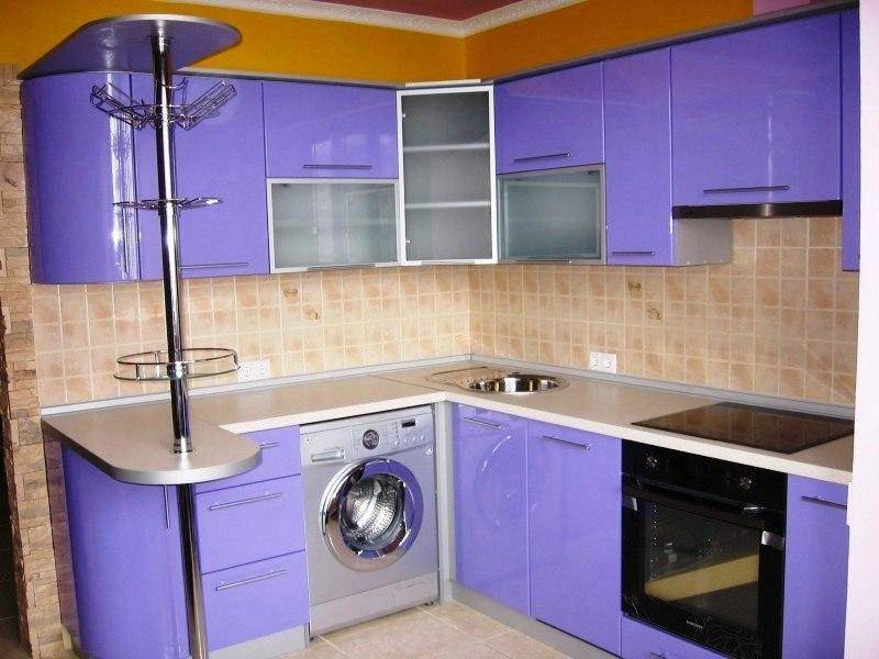 угловая фиолетовая кухня в Нижнекамске