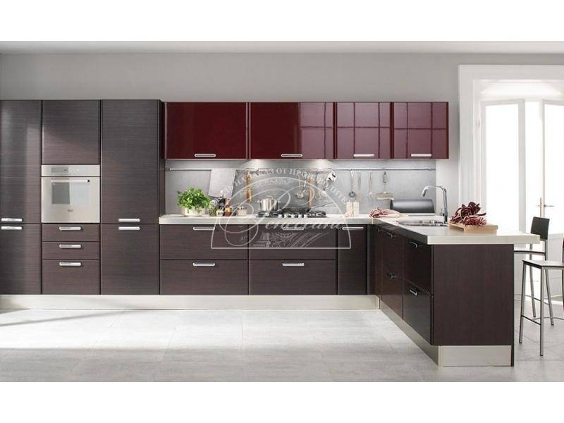 большая кухня 8 в Нижнекамске