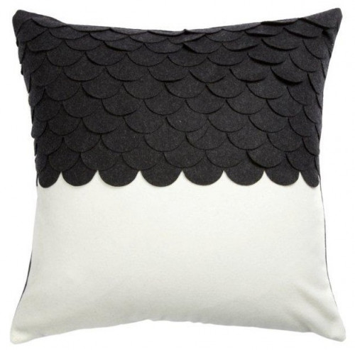 подушка c узором marbella black 3 в Нижнекамске