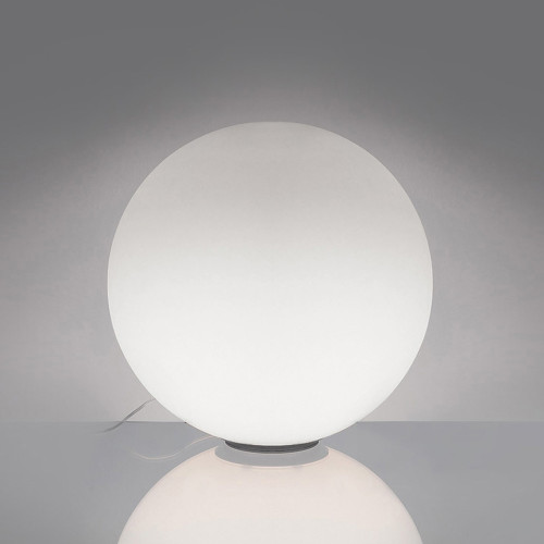 настольная лампа 0147010a от artemide в Нижнекамске