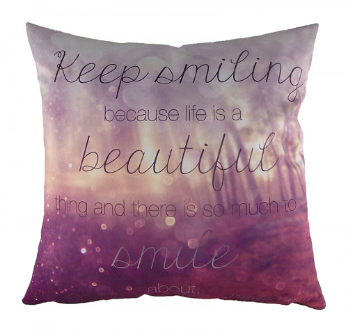 подушка с принтом keep smiling в Нижнекамске