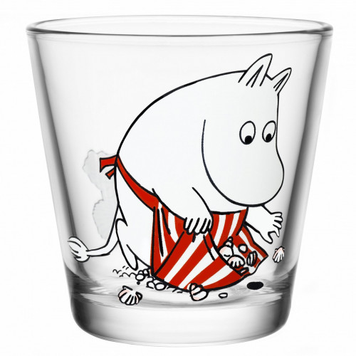 стакан муми-мама на пляже в Нижнекамске